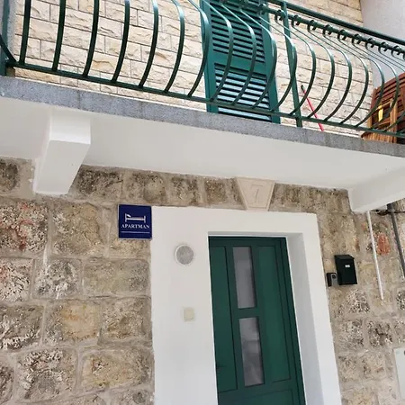 Old Town Sedlar * سبليت